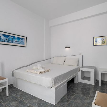 Apollon Rooms Pollonia Exterior photo