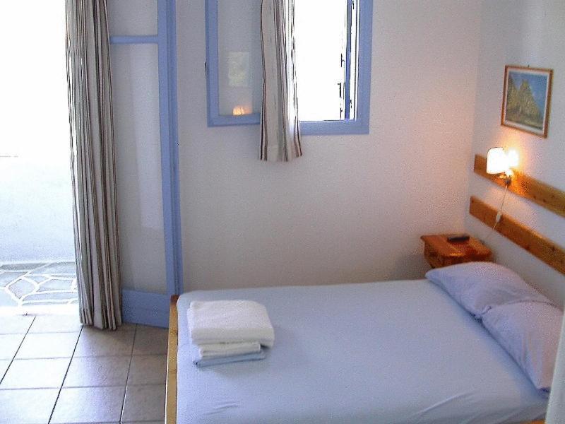 Apollon Rooms Pollonia Exterior photo